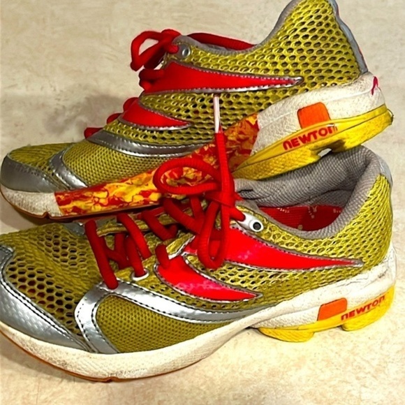 Newton running shoes - Picture 1 of 6